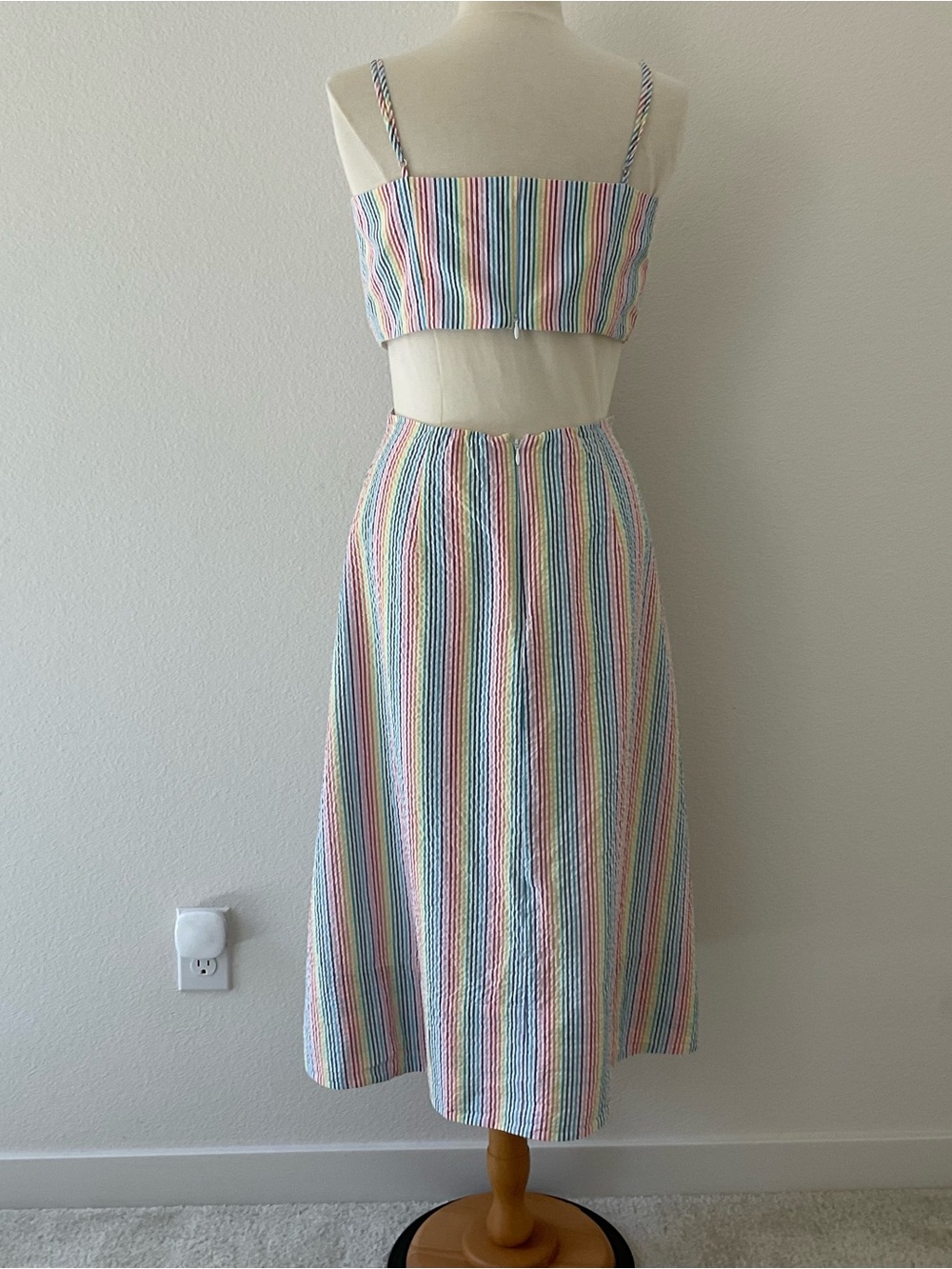 J. Crew Rainbow Seersucker Dress Cut-Out Tie Front Stripe Midi Dress 10 - Picture 9 of 16